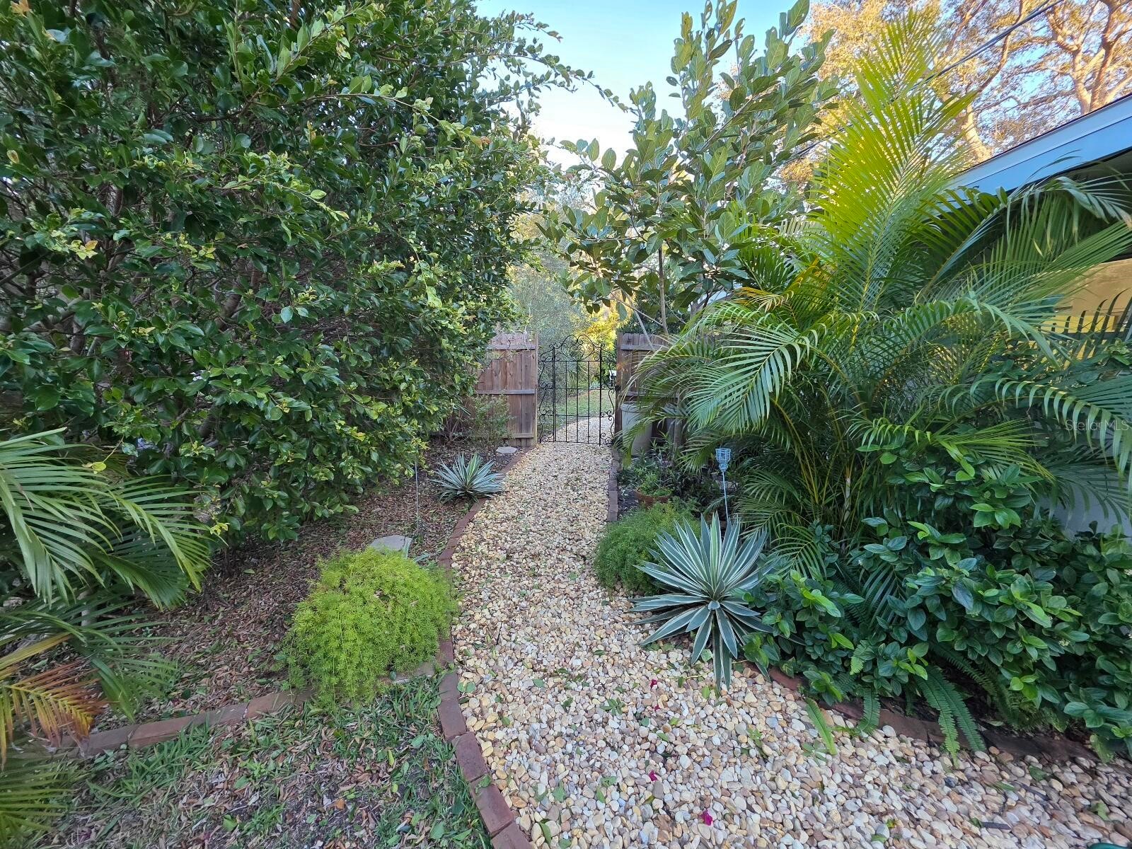 4718 Crystal Avenue Sarasota FL 34231 O6396425 image23