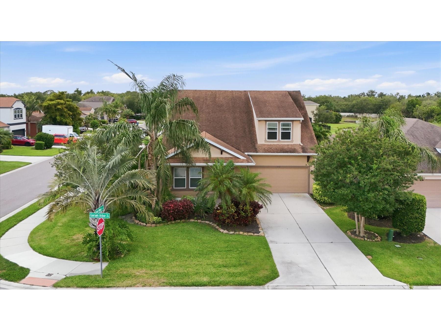 4718 Garden Arbor Way Bradenton FL 34203 A4694086 image1