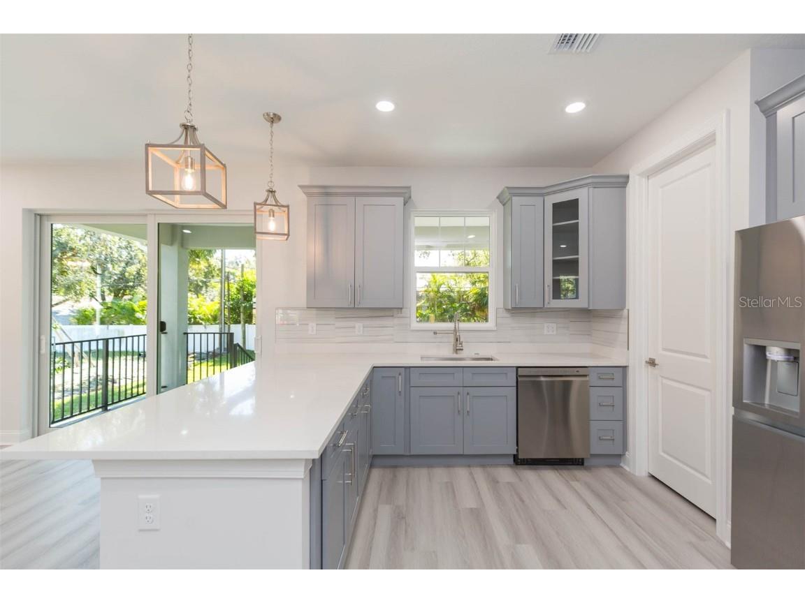 4718 W Knights Avenue Tampa FL 33611 TB8451467 image12