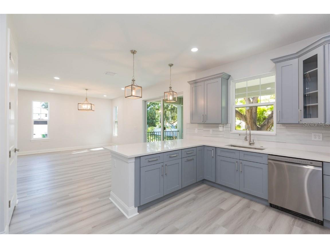 4718 W Knights Avenue Tampa FL 33611 TB8451467 image15