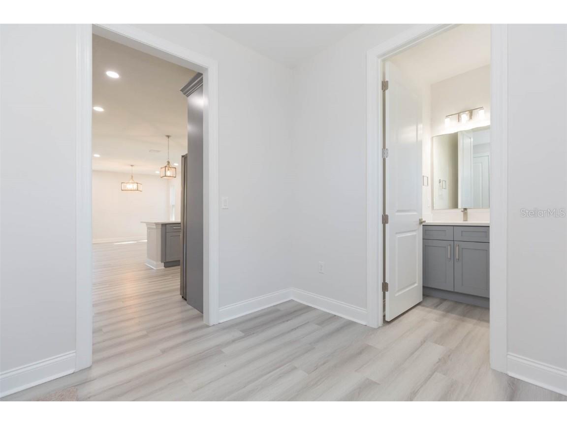 4718 W Knights Avenue Tampa FL 33611 TB8451467 image19