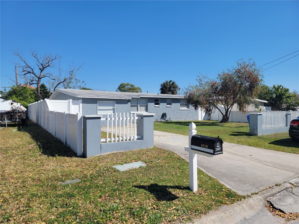 4719 Carlyle Road Tampa FL 33615 T3359541 image1