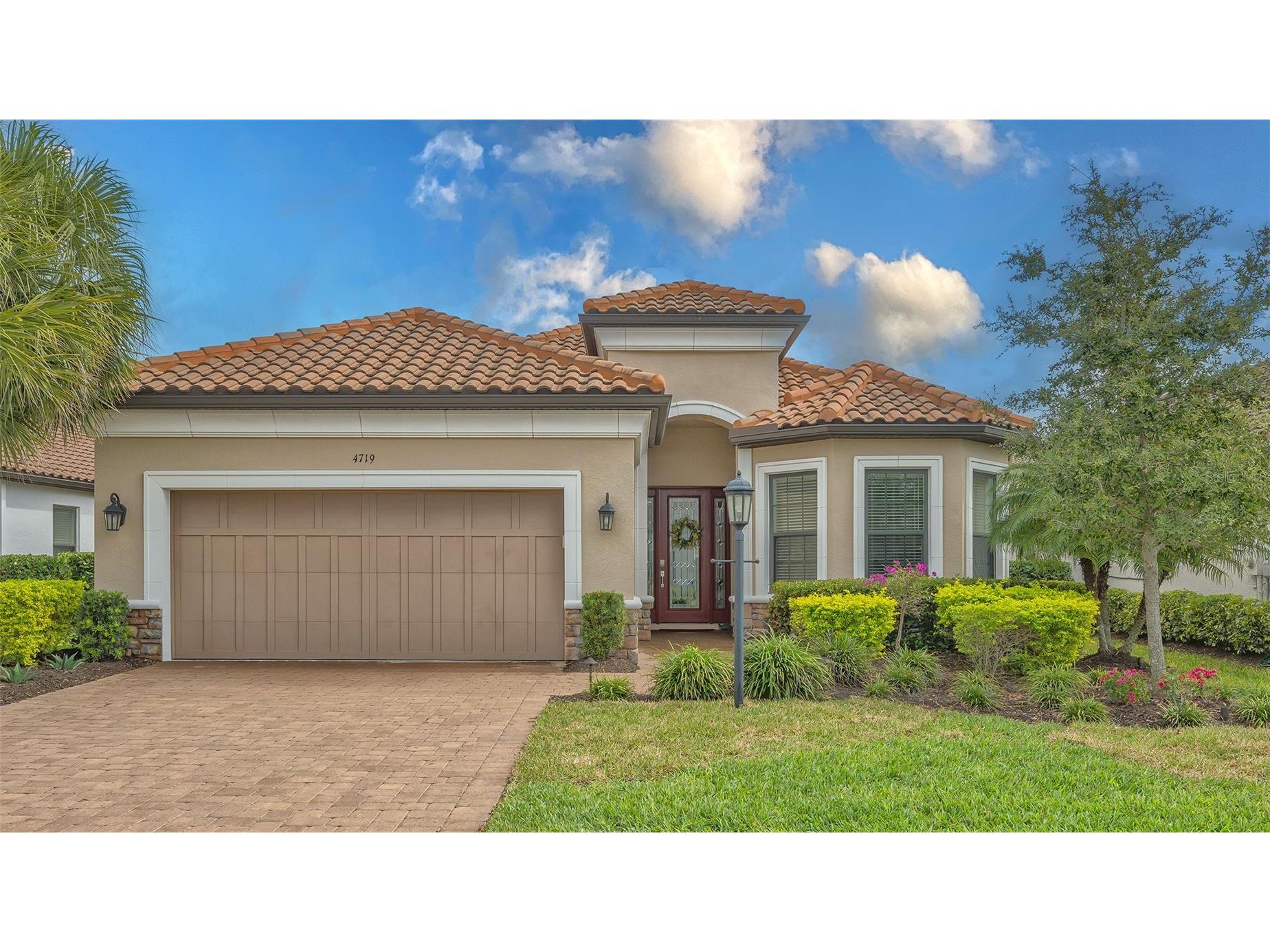 4719 Cassio Court Bradenton FL 34211 A4684489 image1