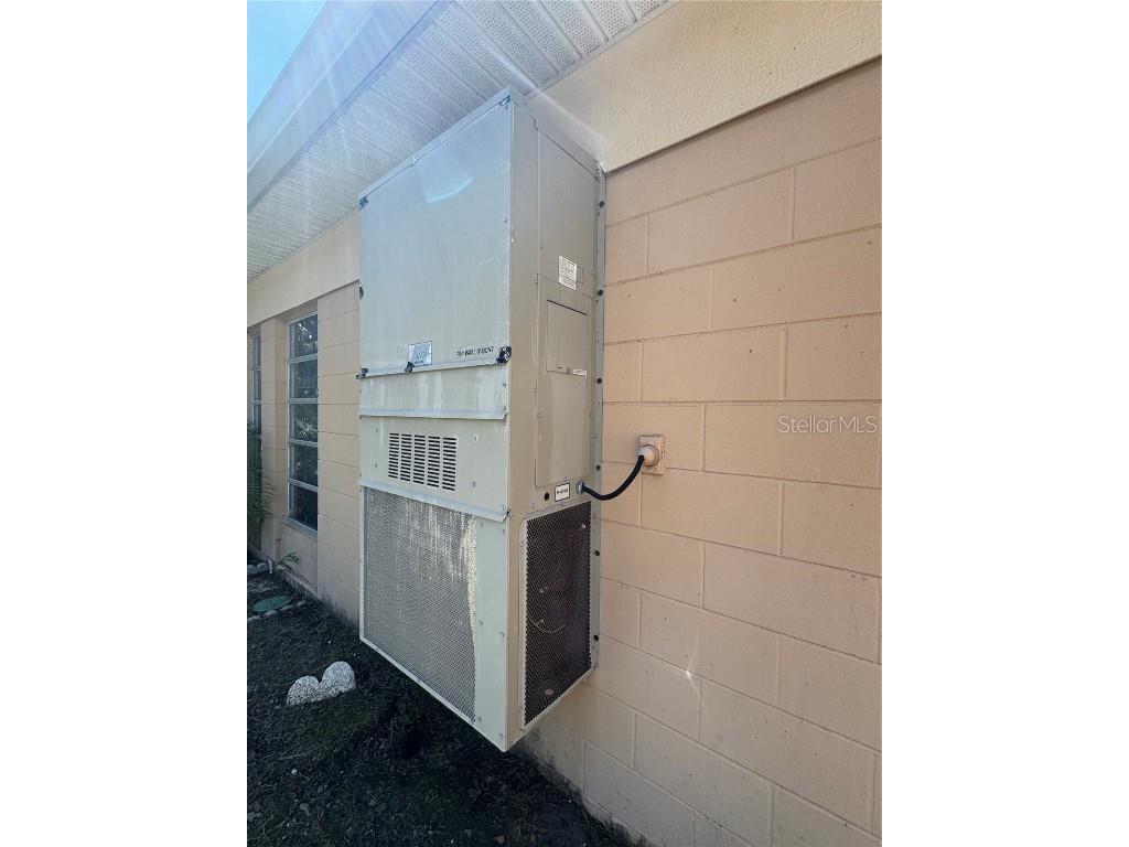 4719 Club Circle Lakeshore FL 33854 O6339906 image24