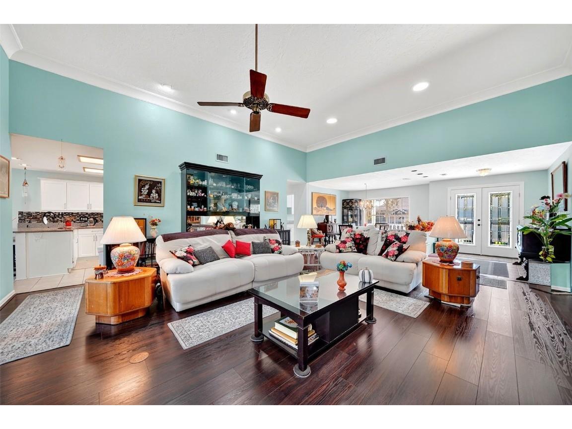 4719 E Trails Drive Sarasota FL 34232 A4669152 image18