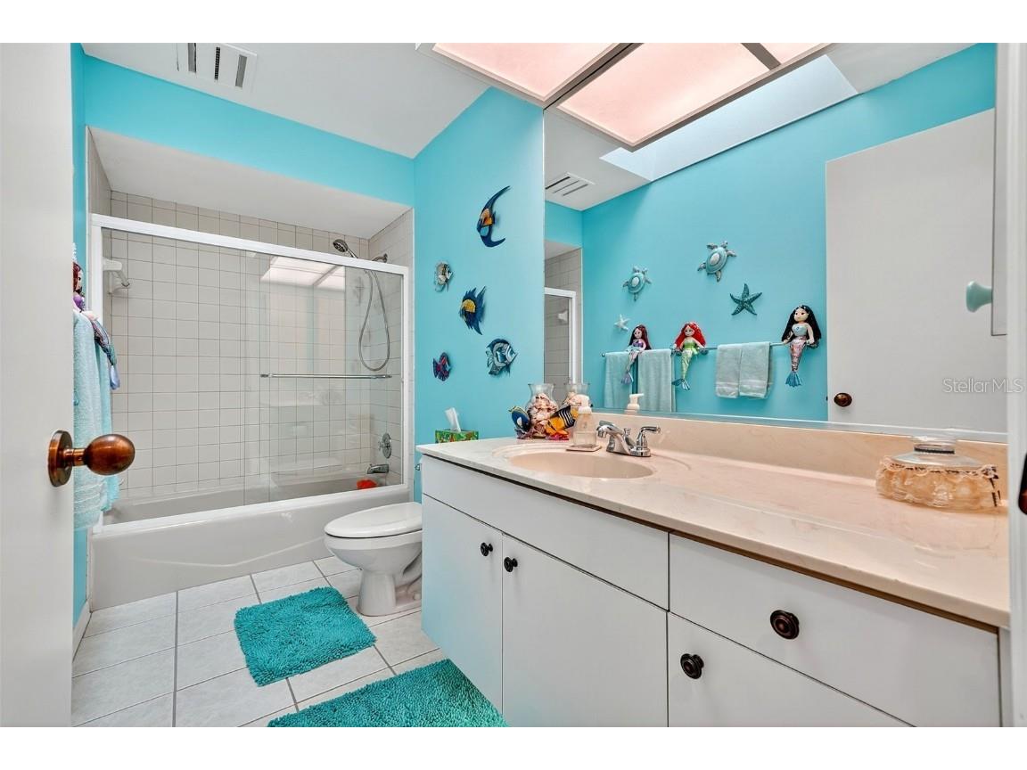 4719 E Trails Drive Sarasota FL 34232 A4669152 image40