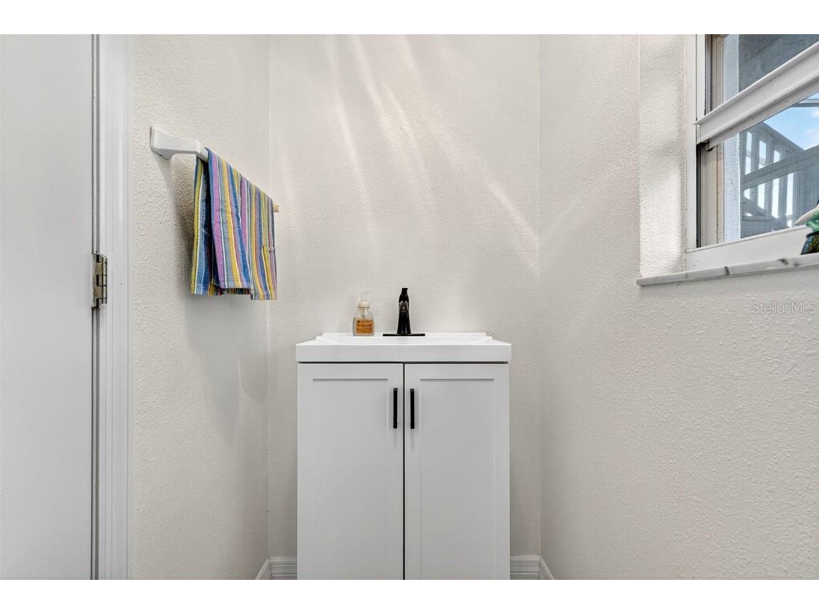 4719 E Trails Drive Sarasota FL 34232 A4669152 image46