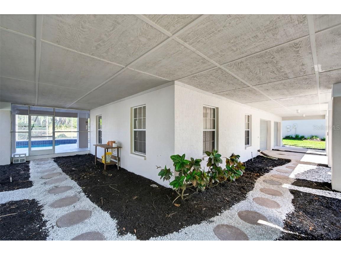 4719 E Trails Drive Sarasota FL 34232 A4669152 image64