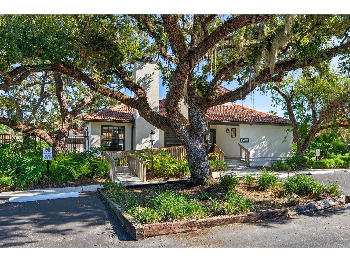 4719 E Trails Drive Sarasota FL 34232 A4669152 image75