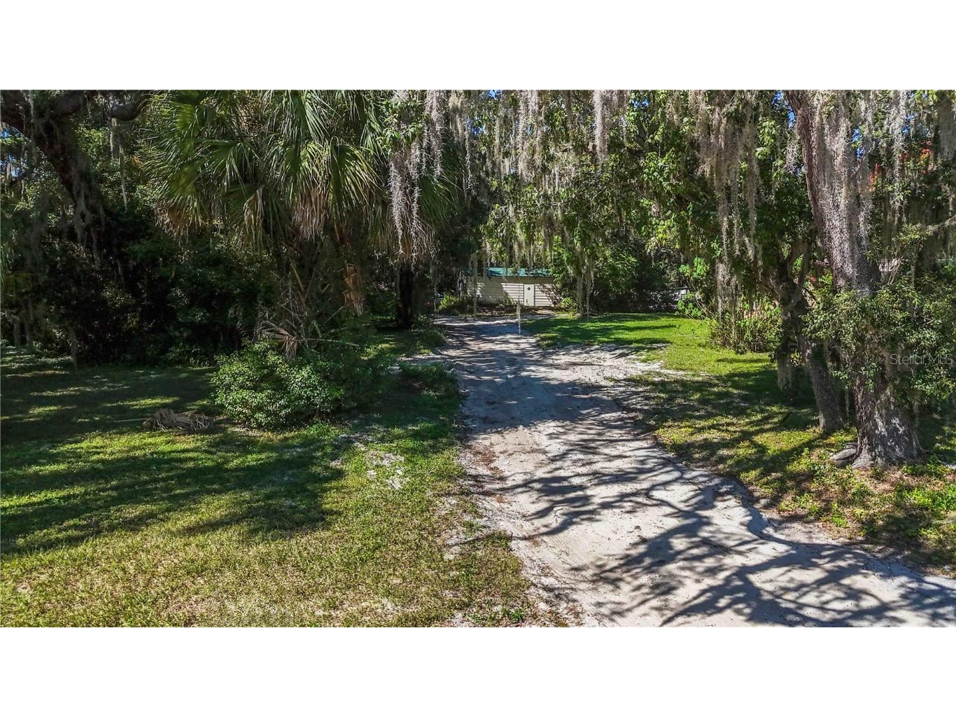 472 Forest Lake Drive Altamonte Springs FL 32714 A4669659 image13