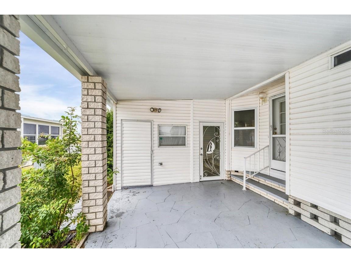 472 Sharks Point North Port FL 34287 N6130455 image1