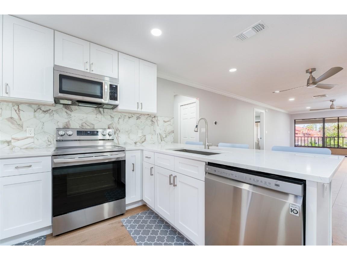 4720 Brittany Drive S #139 Saint Petersburg FL 33715 TB8435929 image6