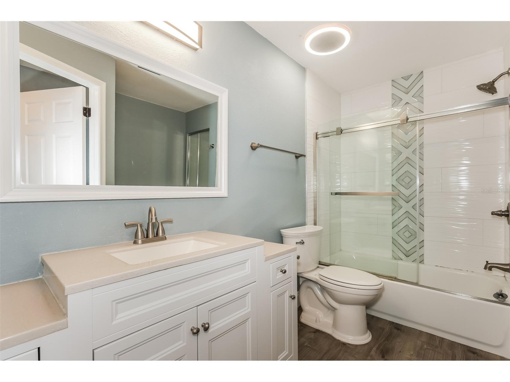 4720 Dunquin Place Tampa FL 33610 O6403784 image16