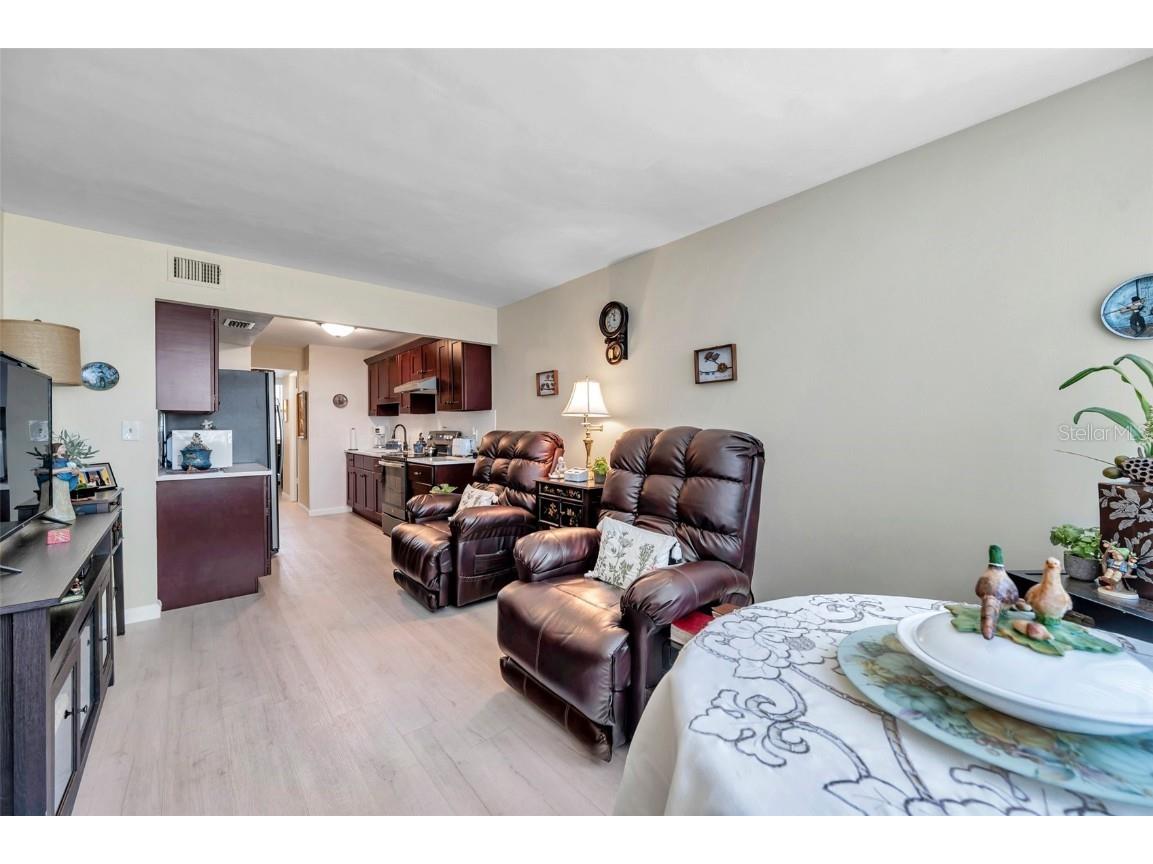 4720 Locust Street NE #206 Saint Petersburg FL 33703 TB8366542 image13