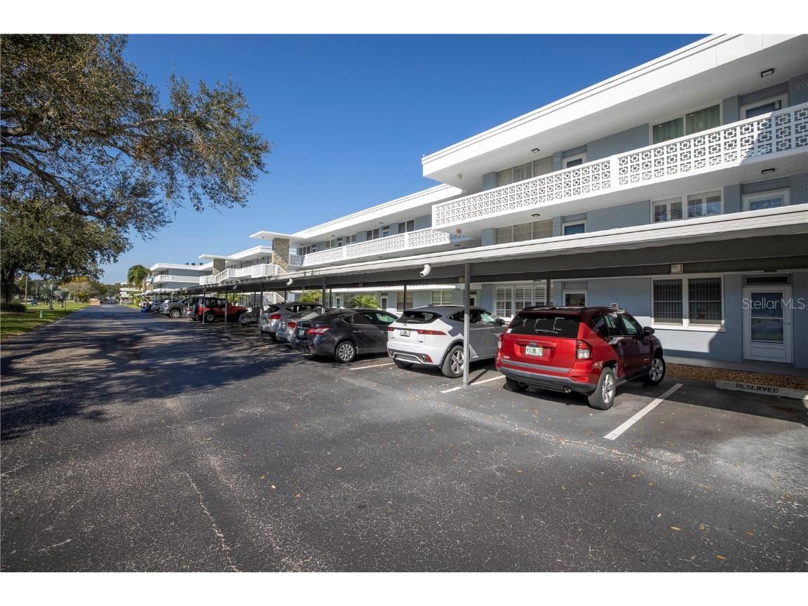 4720 Locust Street NE #308 Saint Petersburg FL 33703 U8185156 image1
