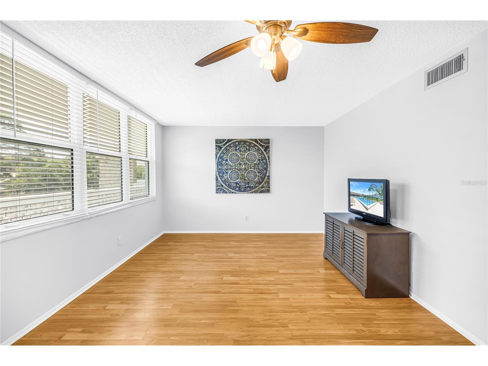 4720 Locust Street NE #318 Saint Petersburg FL 33703 TB8505535 image4