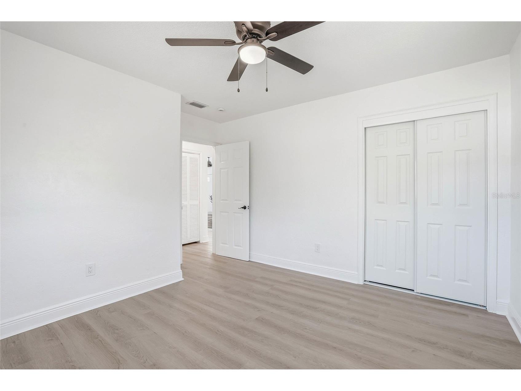 4720 Mohegan Road Saint Petersburg FL 33708 TB8510051 image21