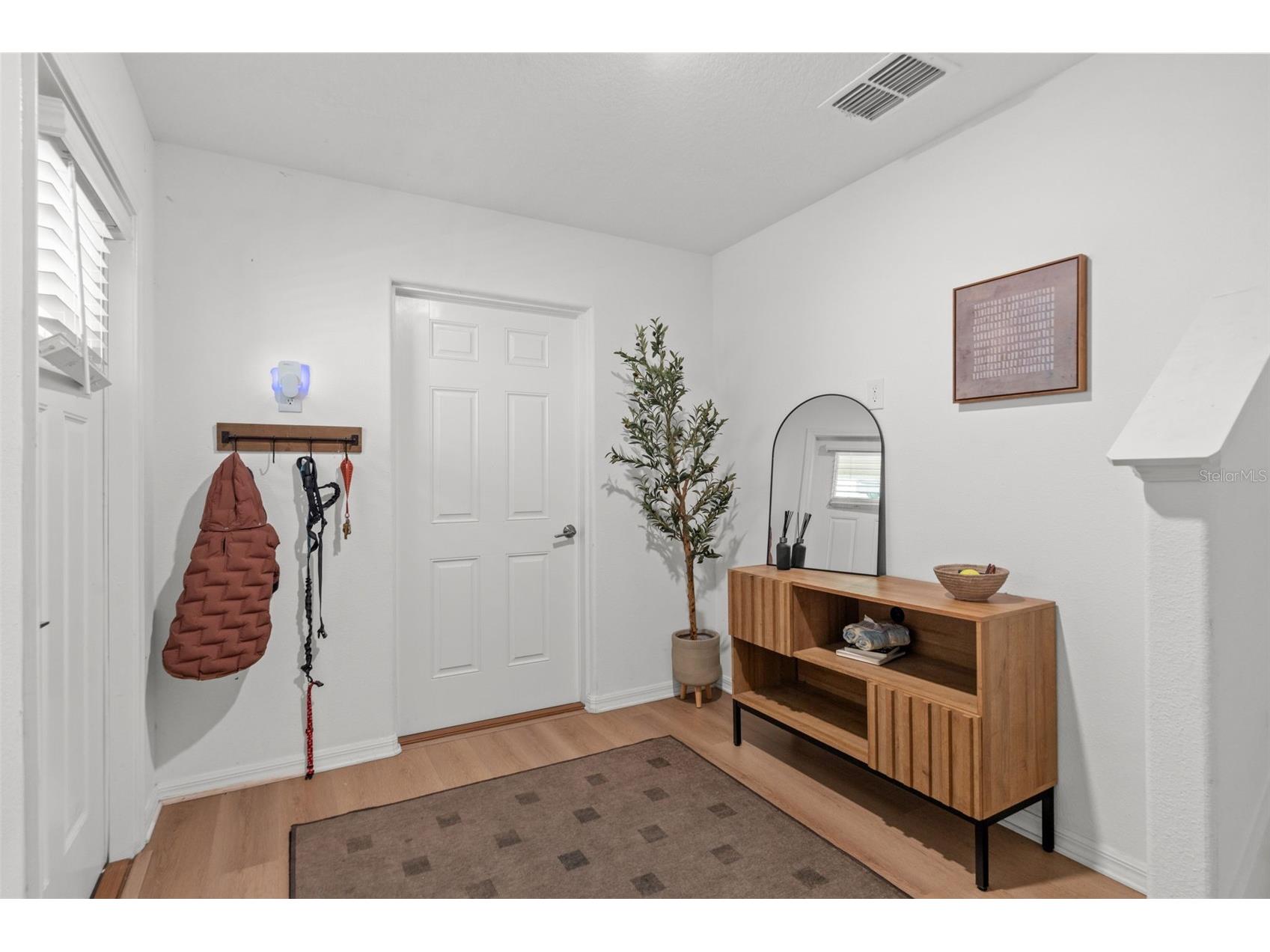4720 Tuscan Loon Drive Tampa FL 33619 TB8495475 image3