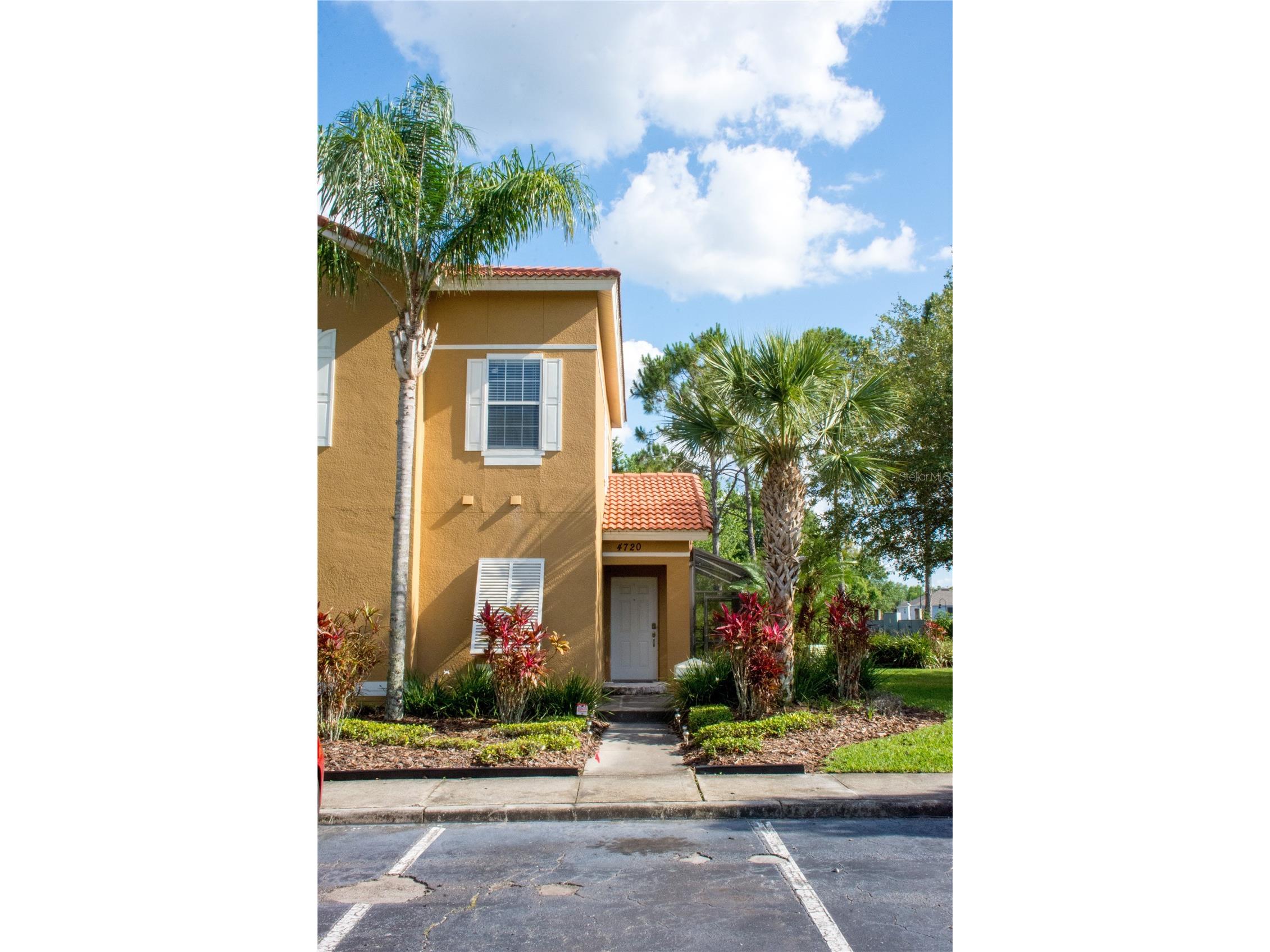 4720 Vero Beach Place Kissimmee FL 34746 TB8497348 image1