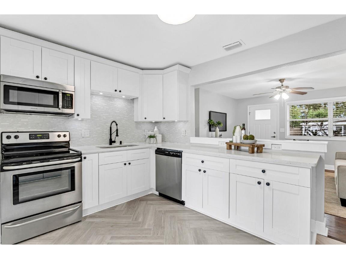 4720 W Wallace Avenue Tampa FL 33611 T3550452 image10