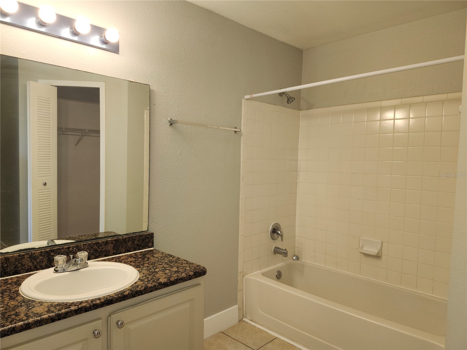 4720 Walden Circle #33 Orlando FL 32811 O6373818 image8