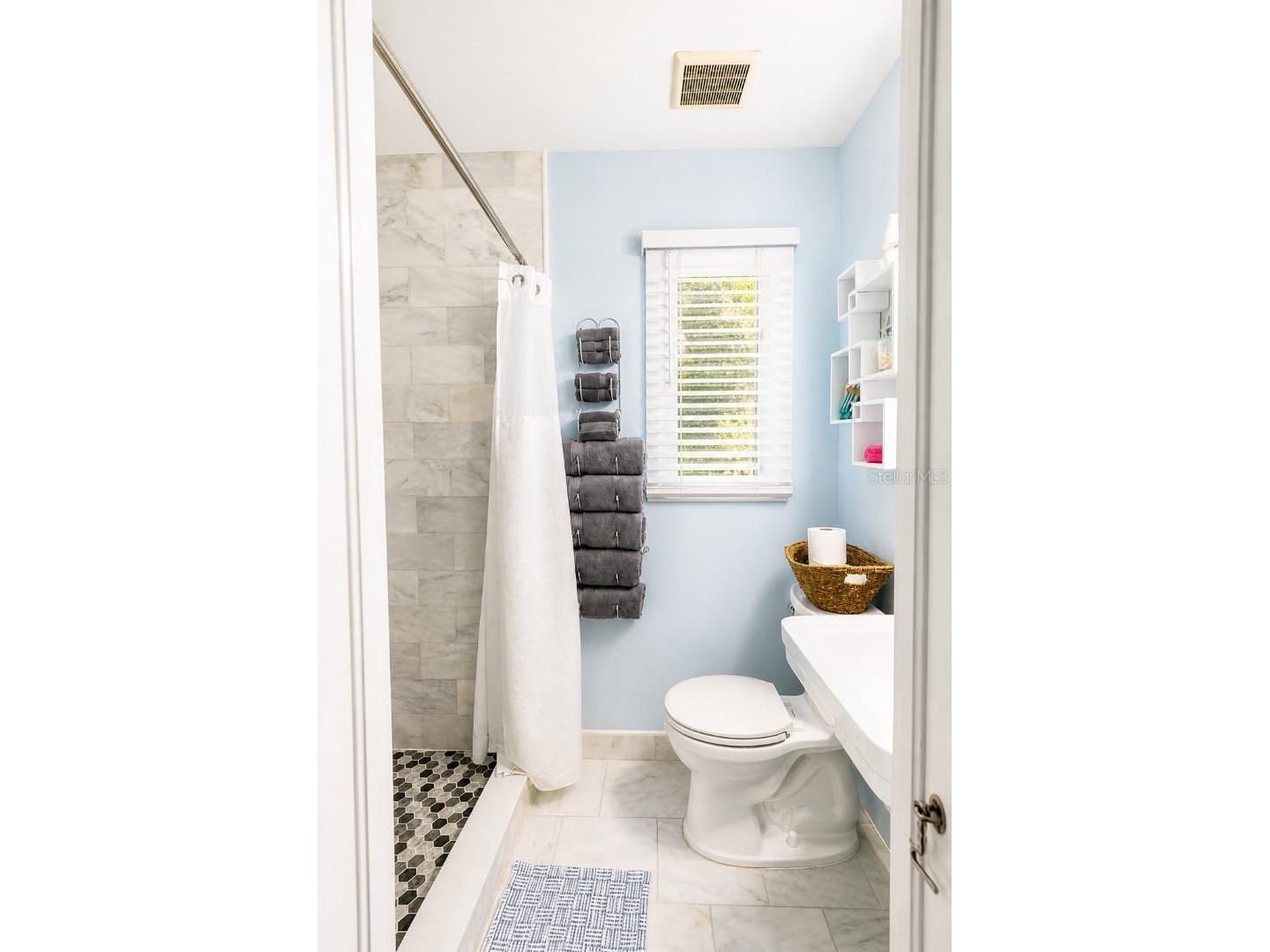 4720 Welch Causeway Saint Petersburg FL 33708 TB8506335 image9
