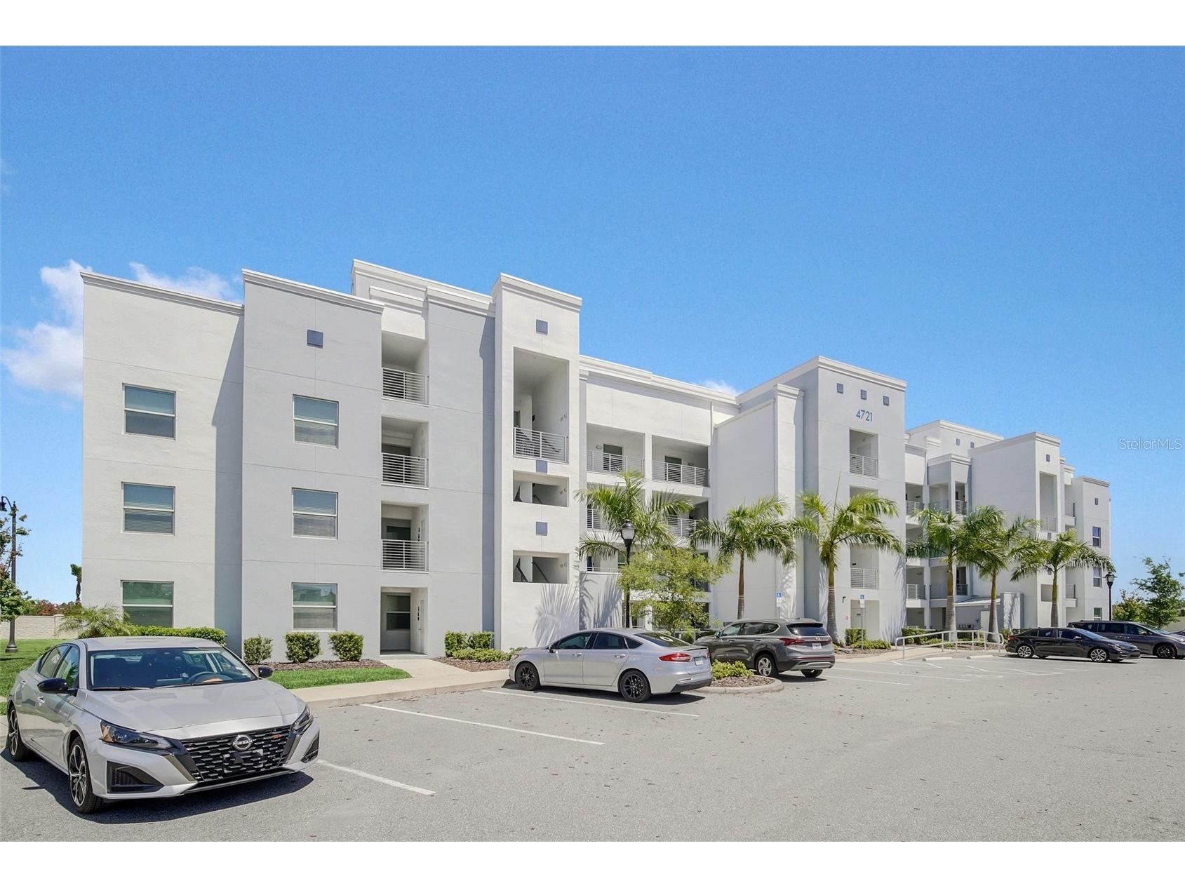 4721 Clock Tower Drive #304 Kissimmee FL 34746 S5149389 image1