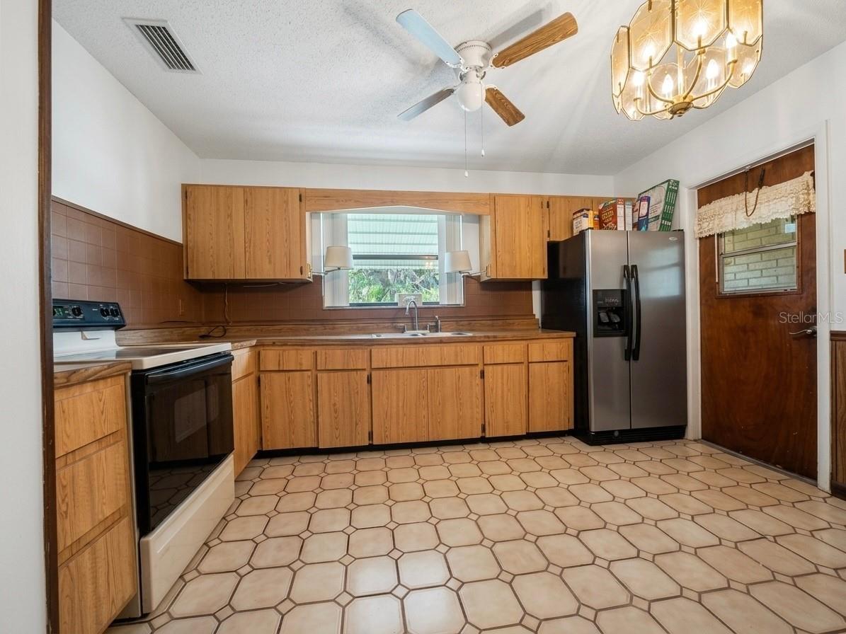4721 W Fairview Heights Tampa FL 33616 TB8511232 image4