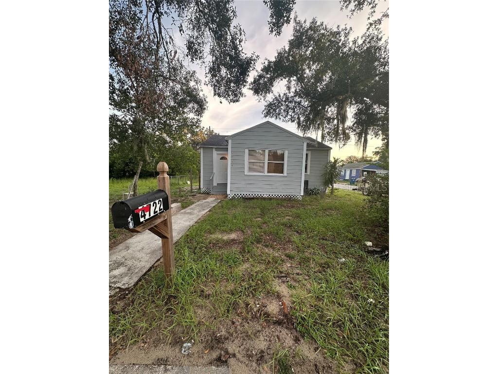 4722 4th Street Sebring FL 33870 P4935897 image1