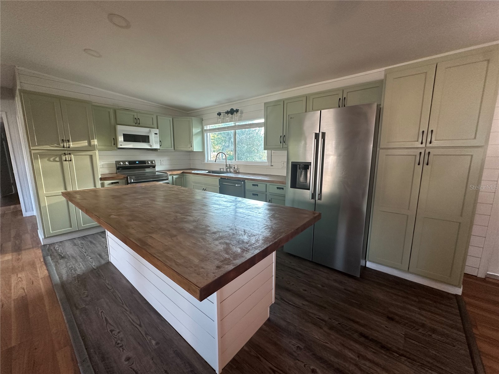 4722 Harris Avenue Sarasota FL 34233 A4692305 image12