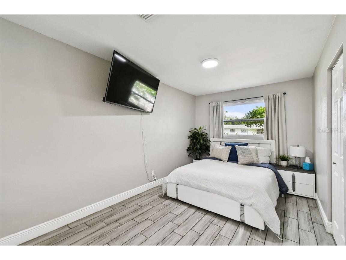 4722 W Bay Avenue Tampa FL 33616 TB8432994 image13