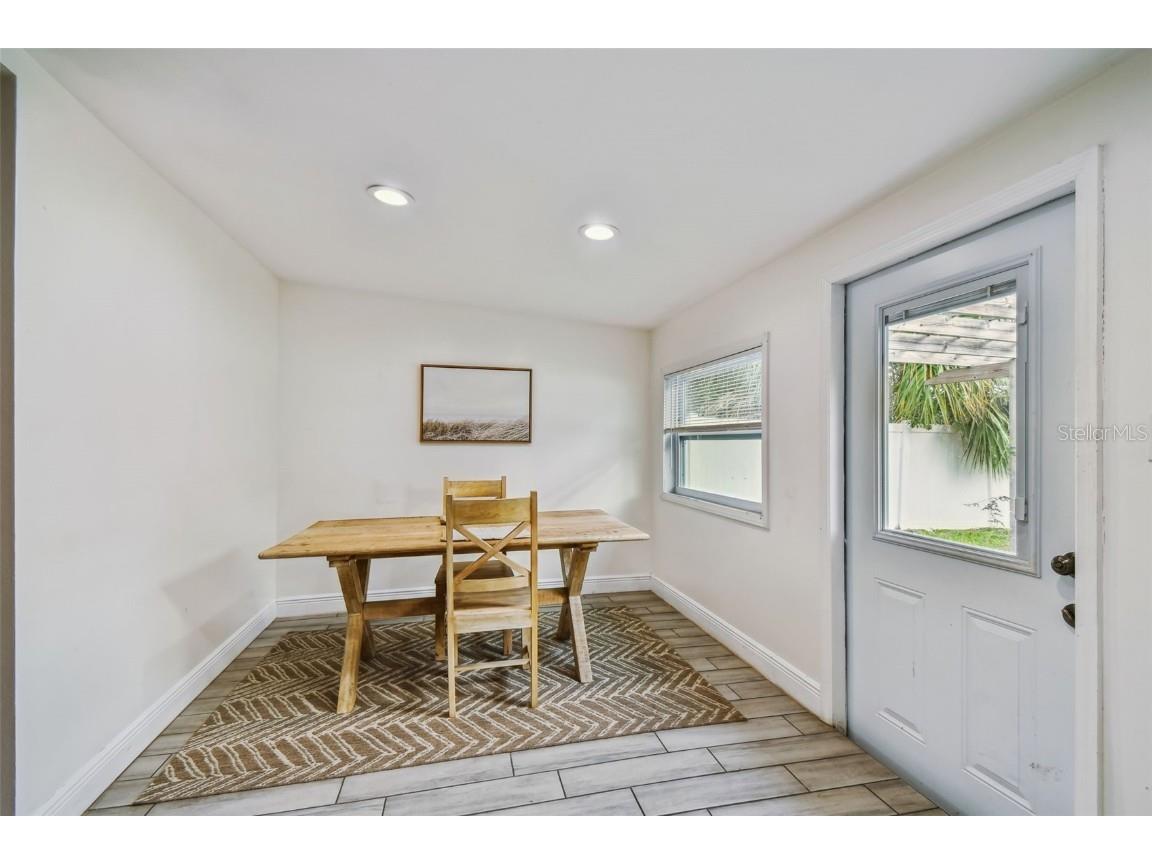 4722 W Bay Avenue Tampa FL 33616 TB8432994 image20