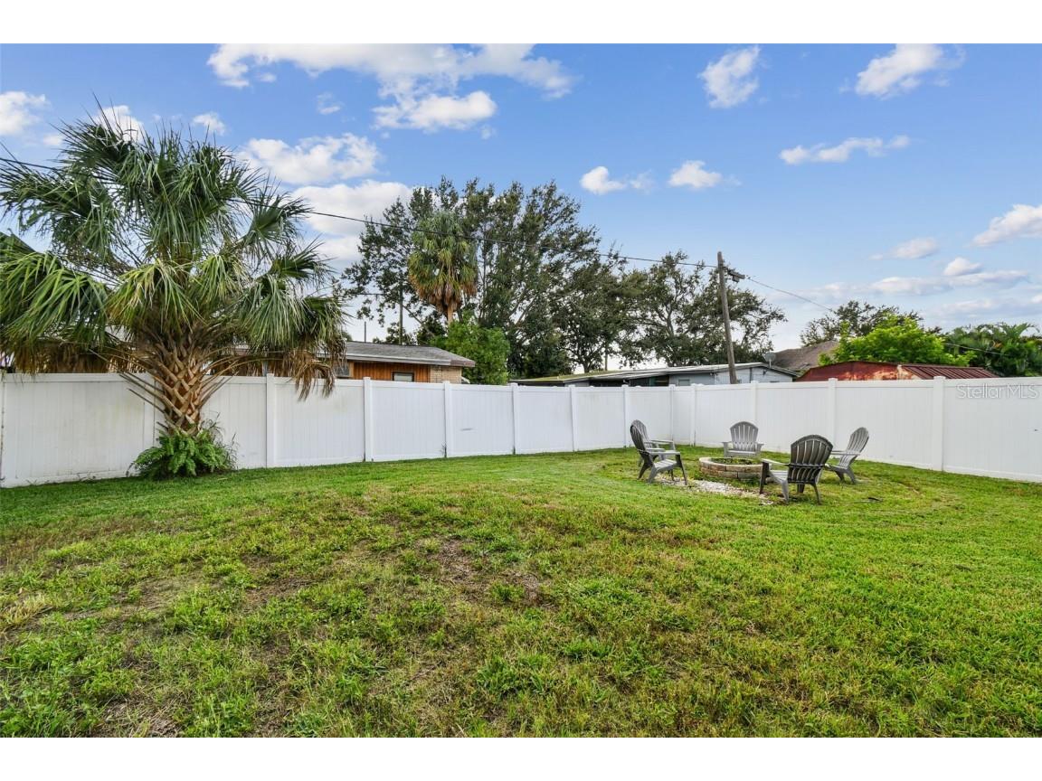 4722 W Bay Avenue Tampa FL 33616 TB8432994 image3
