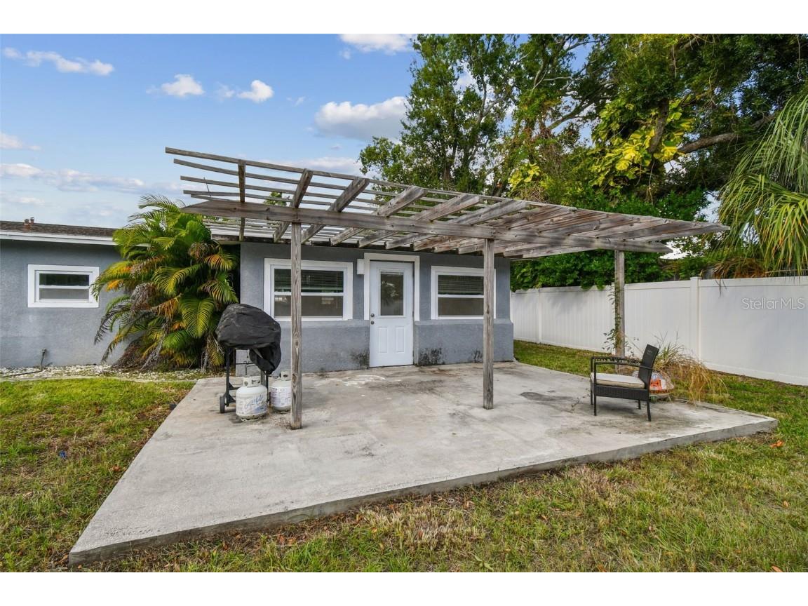 4722 W Bay Avenue Tampa FL 33616 TB8432994 image4