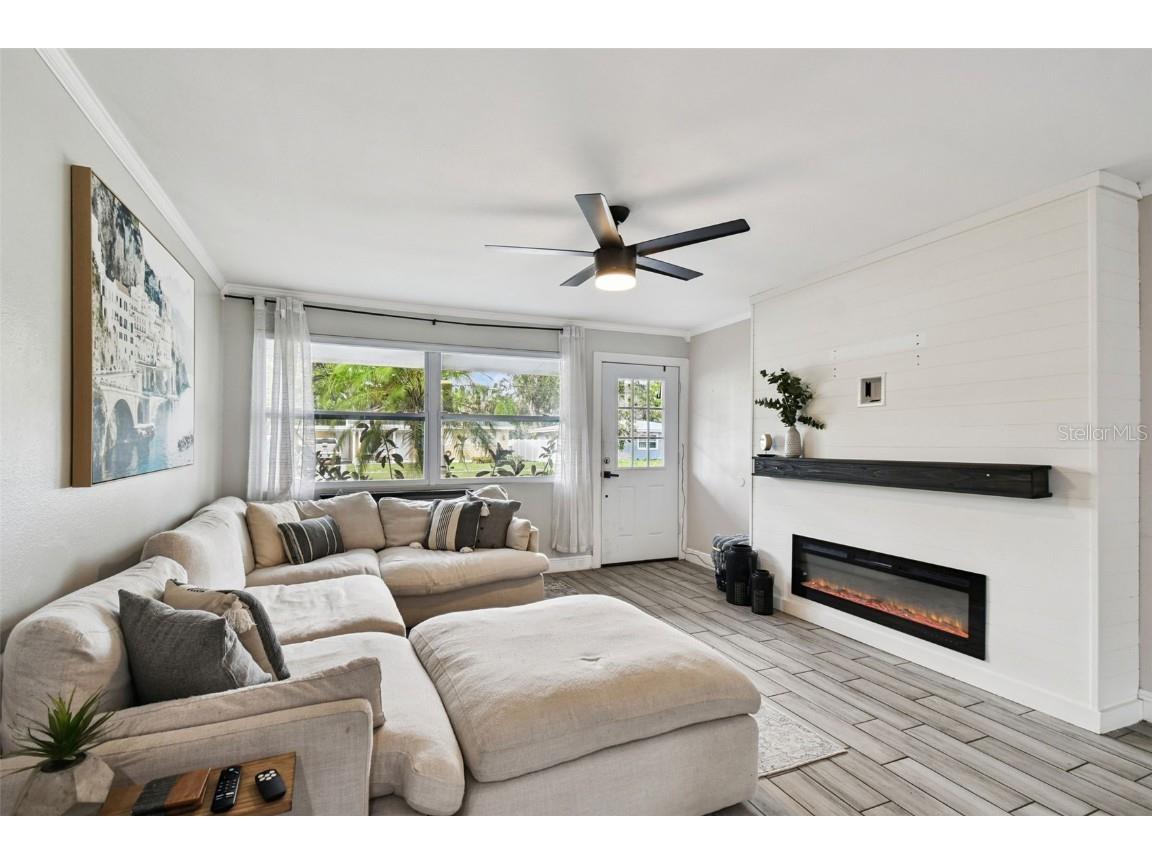 4722 W Bay Avenue Tampa FL 33616 TB8432994 image6