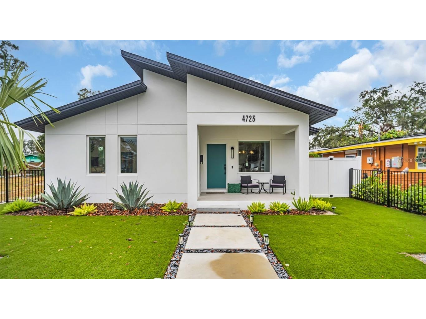 4723 10th Avenue S Saint Petersburg FL 33711 TB8323147 image1