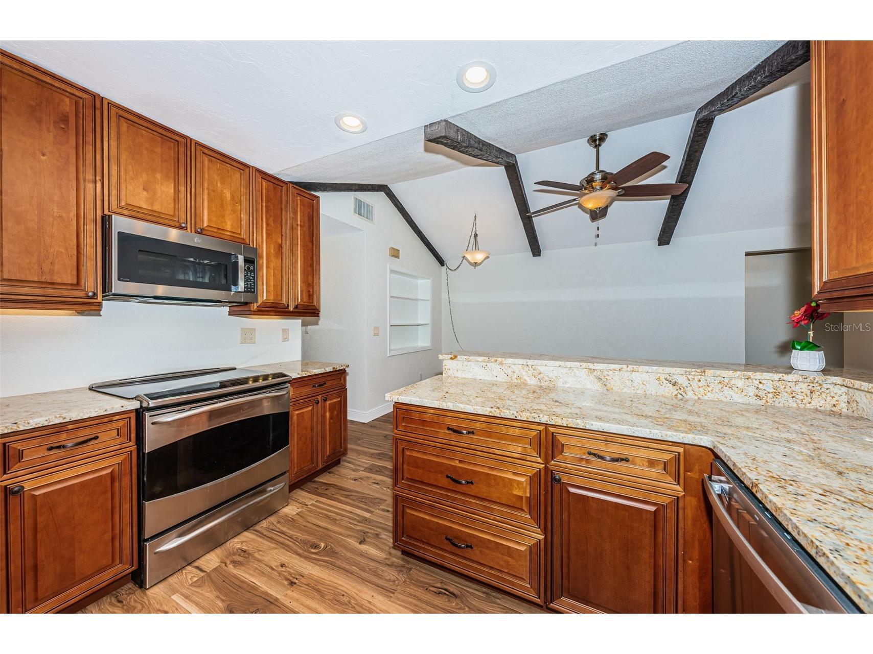 4723 114th Street N Madeira Beach FL 33708 TB8468417 image11