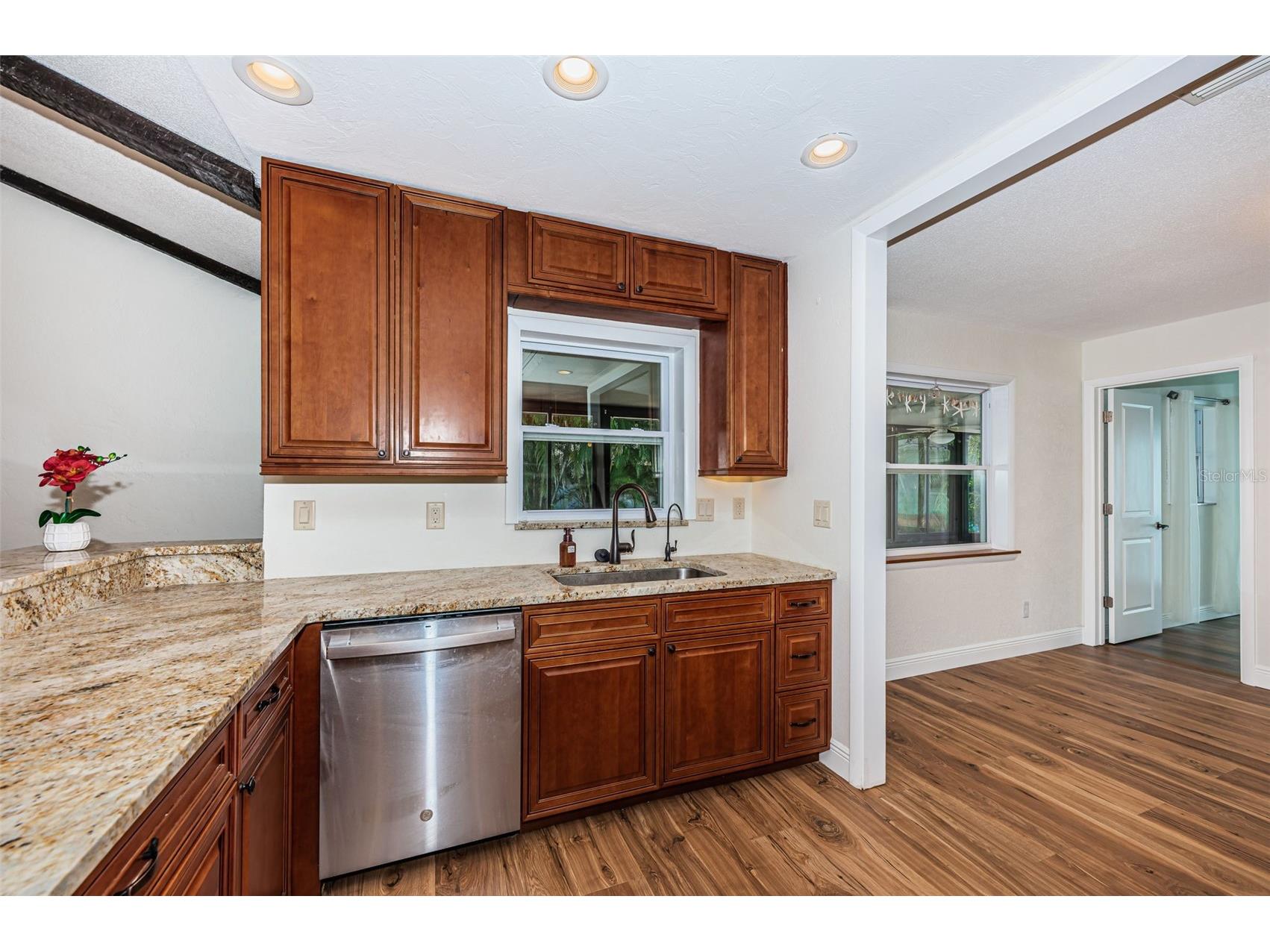 4723 114th Street N Madeira Beach FL 33708 TB8468417 image12