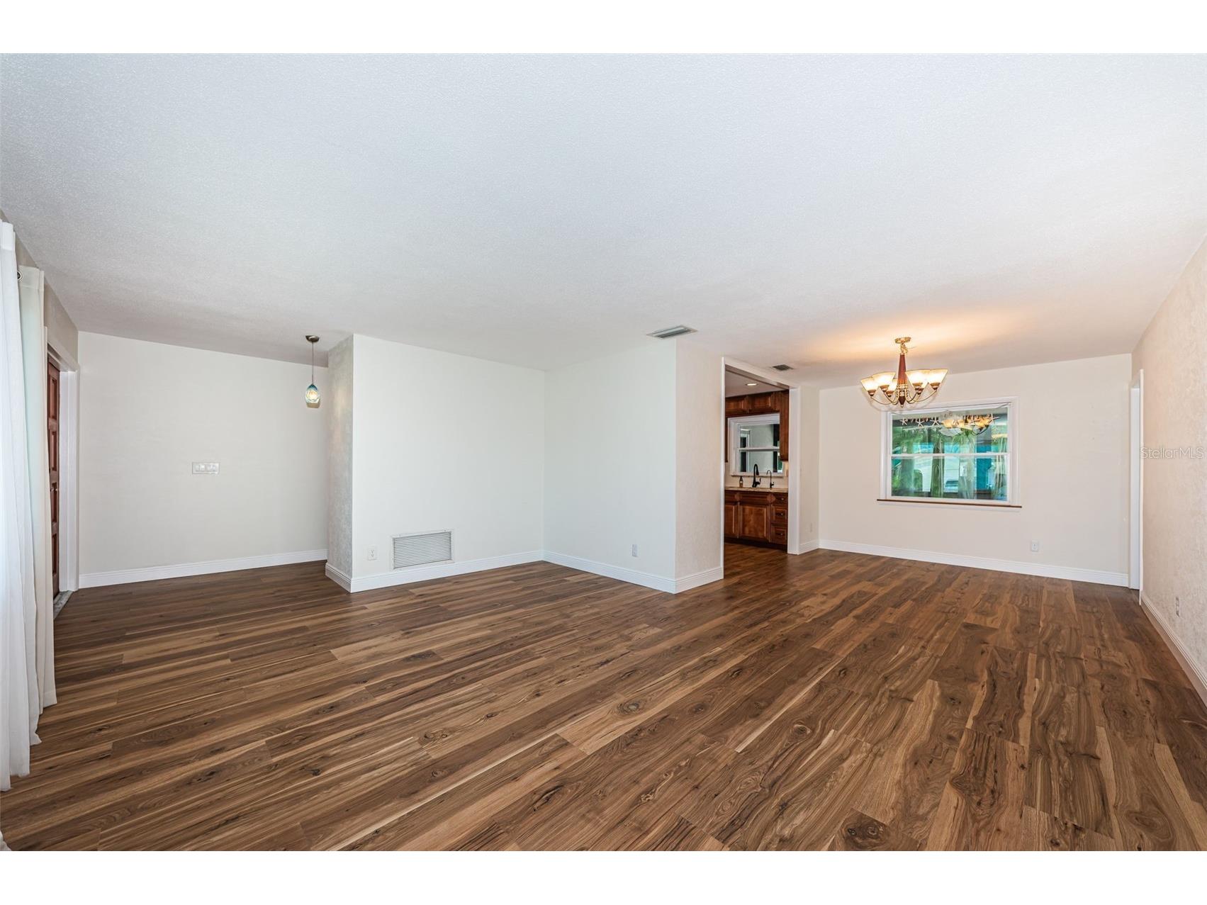 4723 114th Street N Madeira Beach FL 33708 TB8468417 image7
