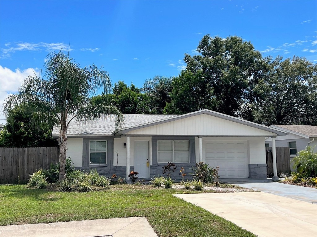 4724 Blossom Drive Holiday FL 34690 W7855511 image1