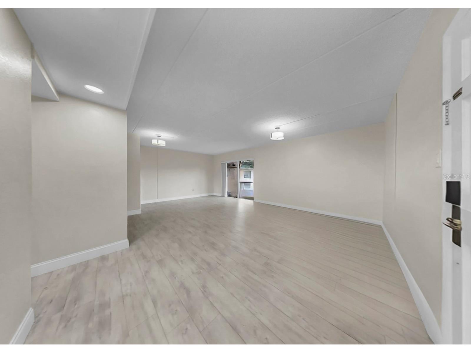 4724 Christa Court #322 Tampa FL 33614 TB8495806 image7