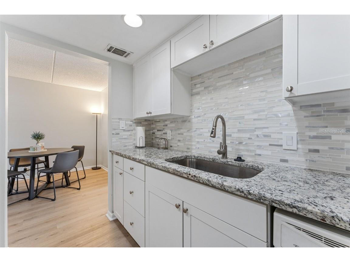 4724 Michael Court #123 Tampa FL 33614 TB8359742 image11