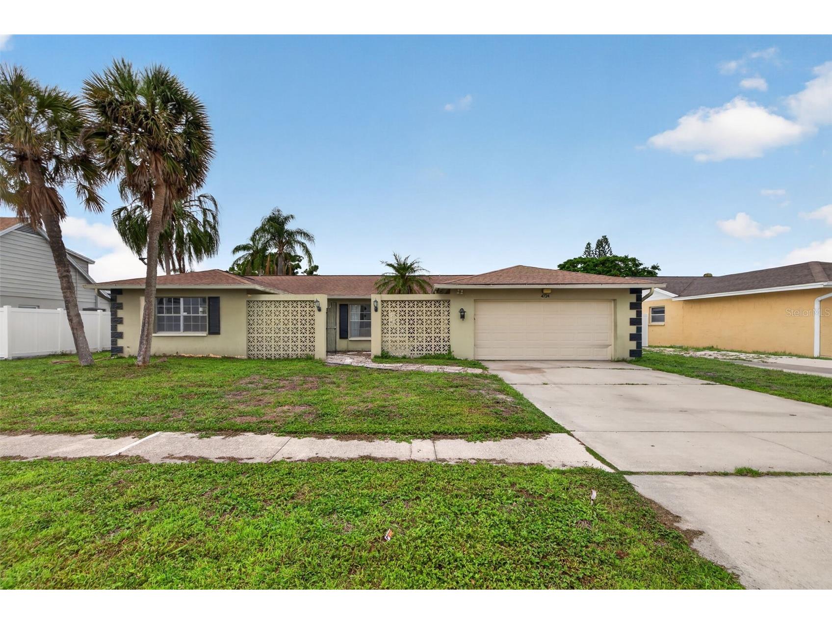 4724 Soapstone Drive Tampa FL 33615 TB8520247 image1