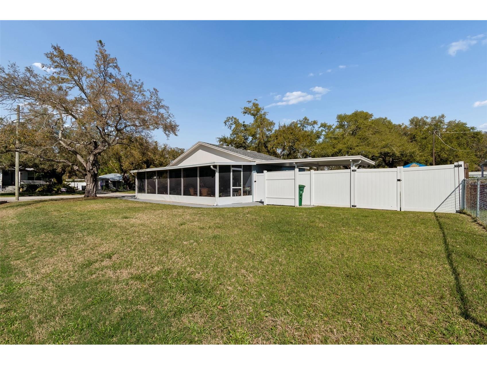 4724 W Wallcraft Avenue Tampa FL 33611 TB8491277 image23