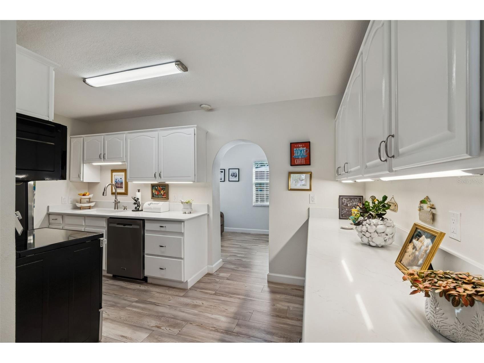4724 W Wallcraft Avenue Tampa FL 33611 TB8491277 image7