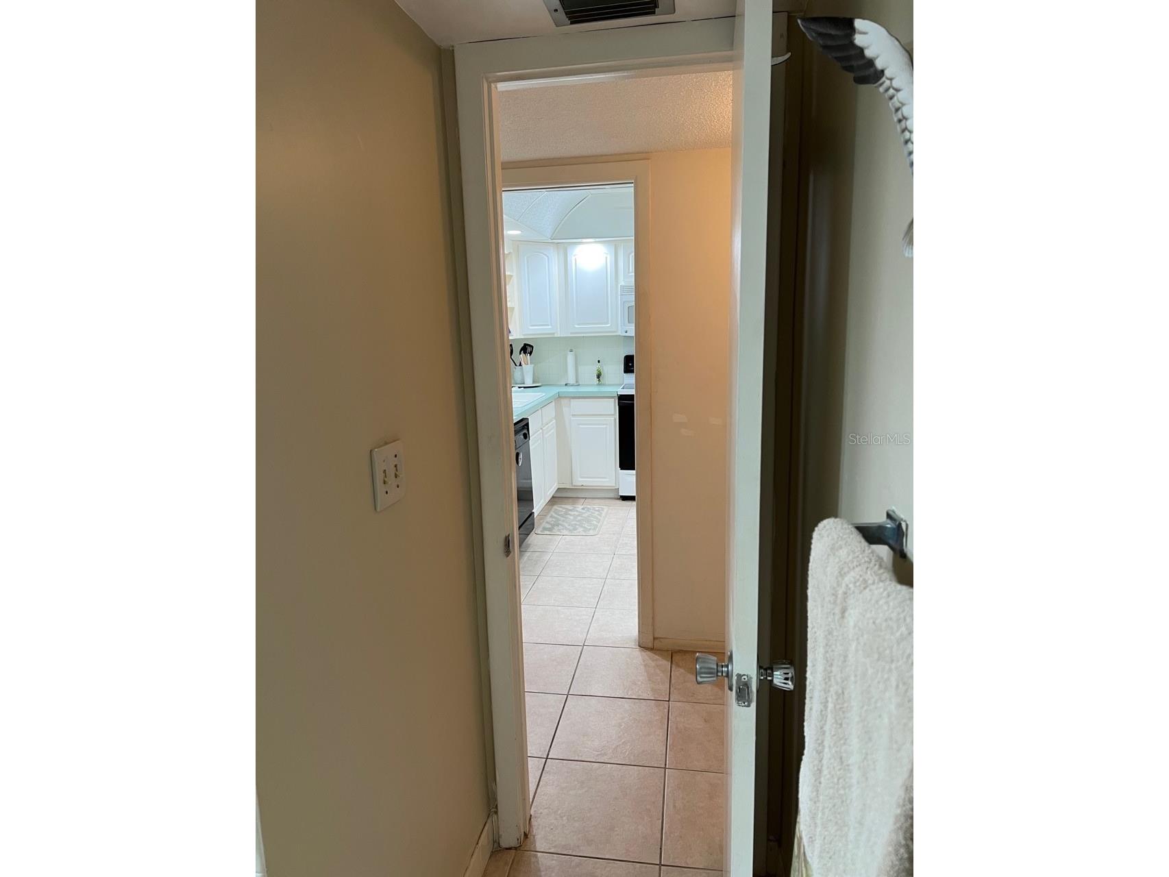 4725 Cove Circle #108 Saint Petersburg FL 33708 TB8489549 image12