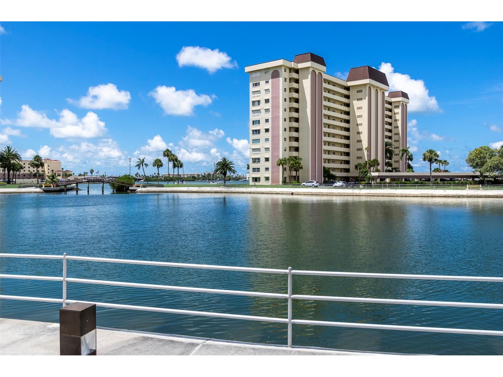 4725 Cove Circle #207 Saint Petersburg FL 33708 - BOCA CEIGA BAY TB8488203 image21