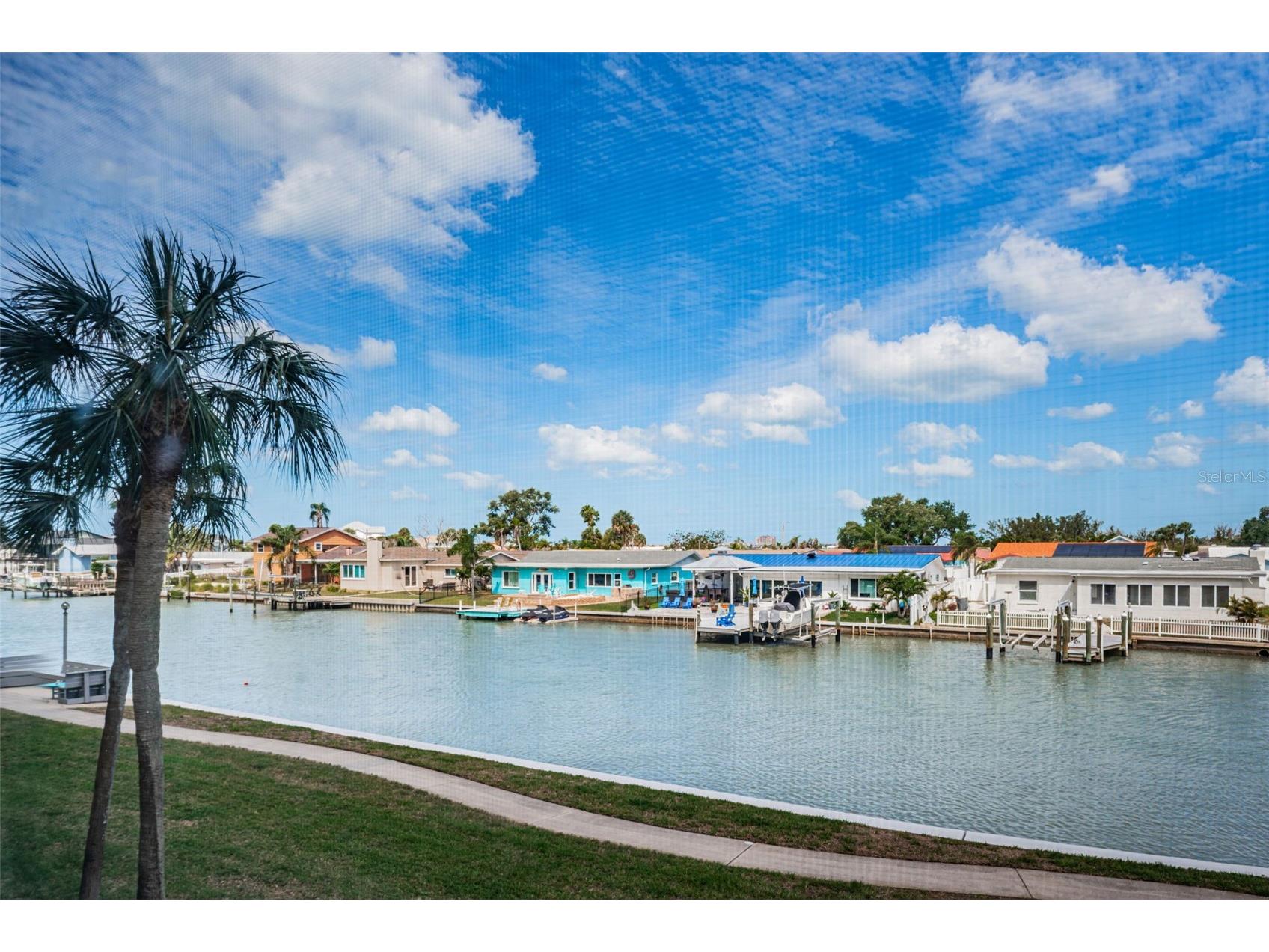 4725 Cove Circle #210 Saint Petersburg FL 33708 - BOCA CIEGA TB8501115 image20