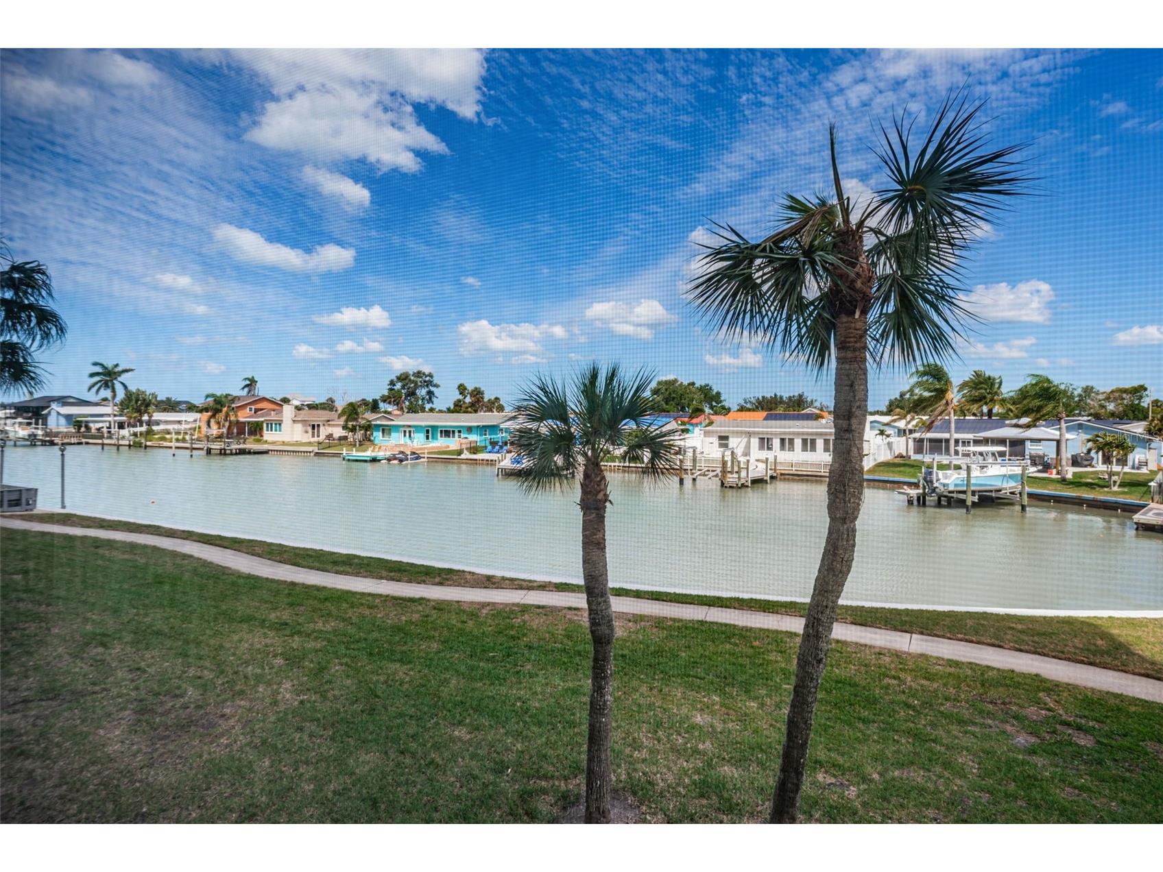 4725 Cove Circle #210 Saint Petersburg FL 33708 - BOCA CIEGA TB8501115 image27