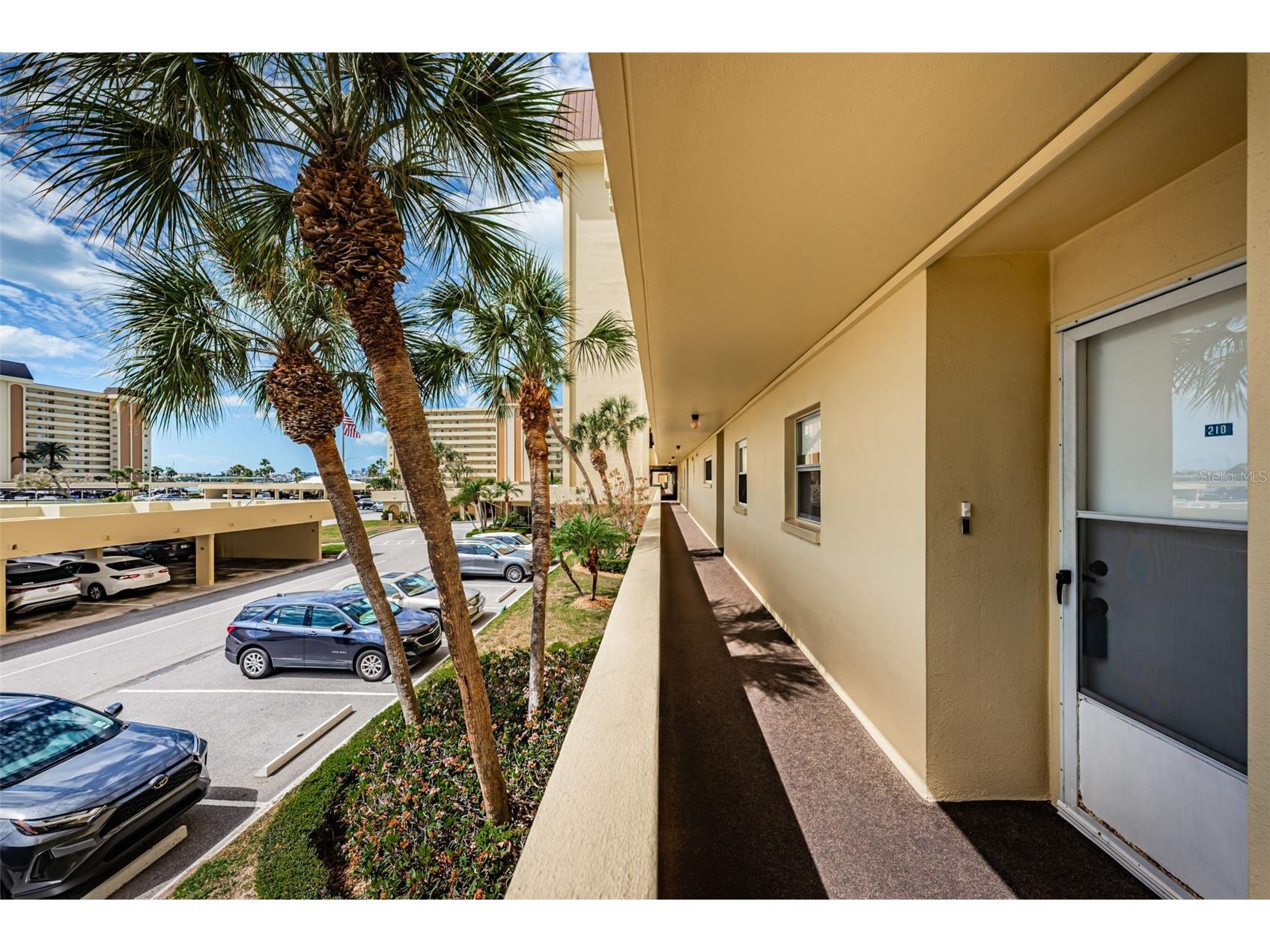 4725 Cove Circle #210 Saint Petersburg FL 33708 - BOCA CIEGA TB8501115 image6